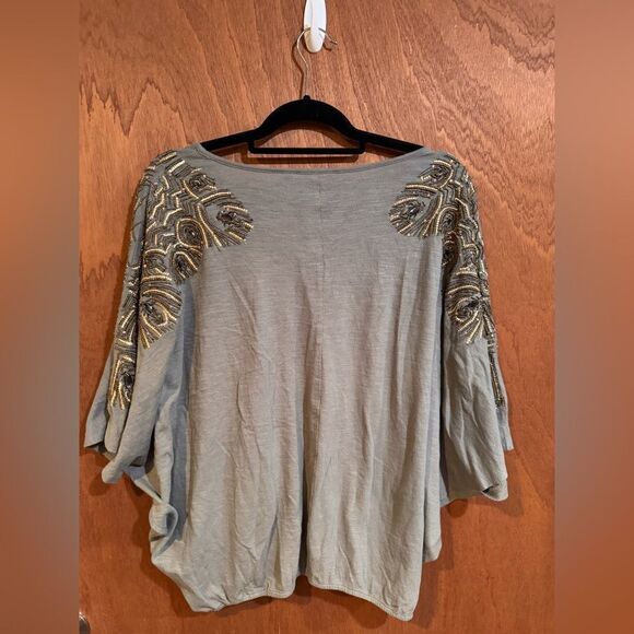 Anthropologie Vanessa Virginia Feather-Cloaked Top Olive Shirt size M/L - Picture 8 of 12